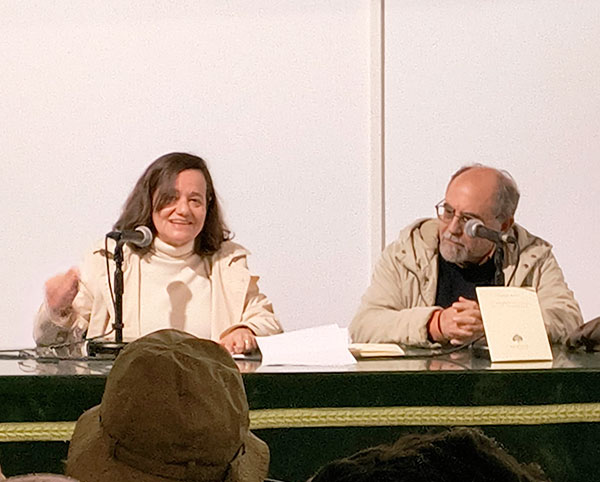 Presentación poemario, "Un pájaro se eleva en un semáforo Presentación poemario, "Un pájaro se eleva en un semáforo